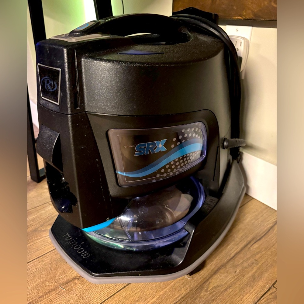 Rainbow SRX Vacuum Cleaner – All Accessories Included